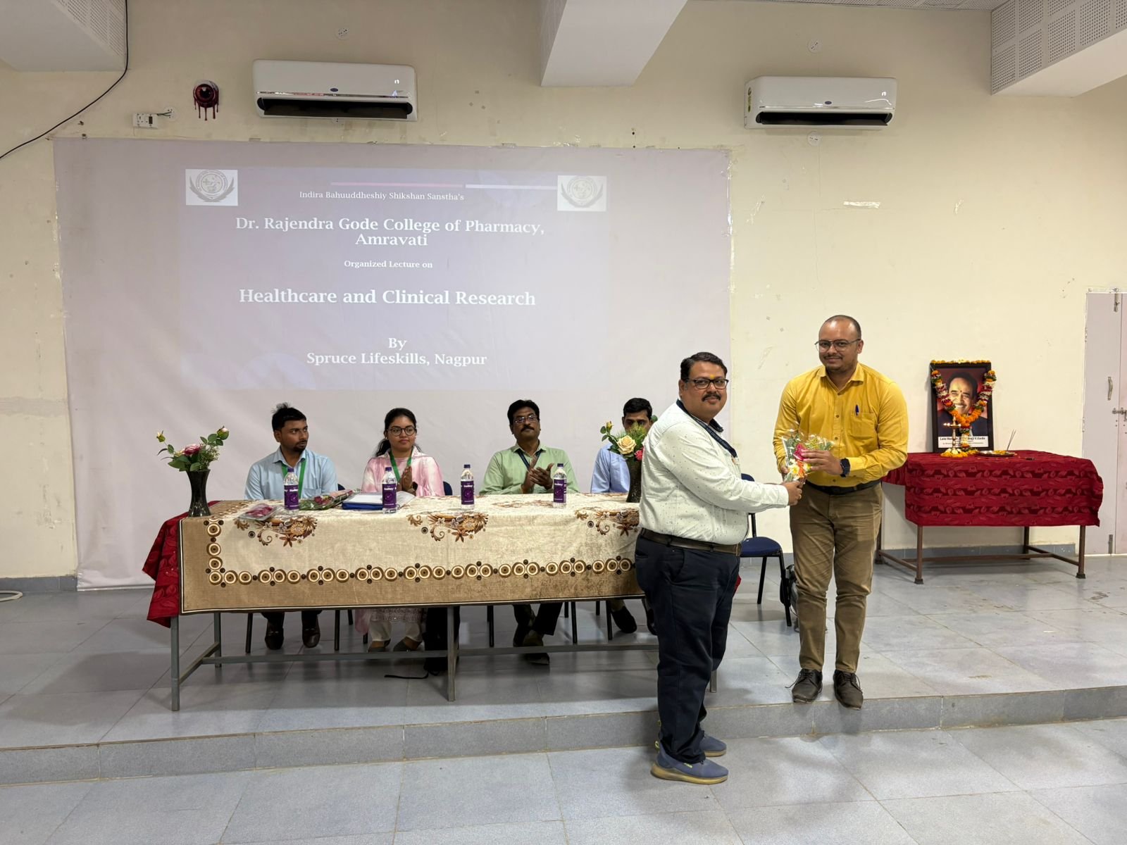 “Empowering Future Pharmacists: Insightful Guest Lecture on Healthcare & Clinical Research at DRGCOP”